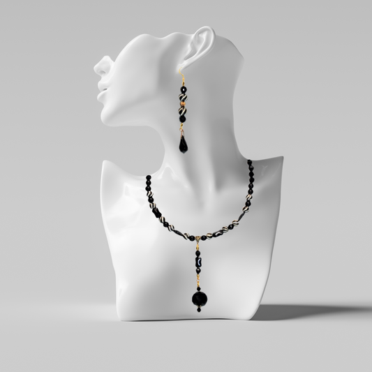 Selma | Necklace and Earrings Set
